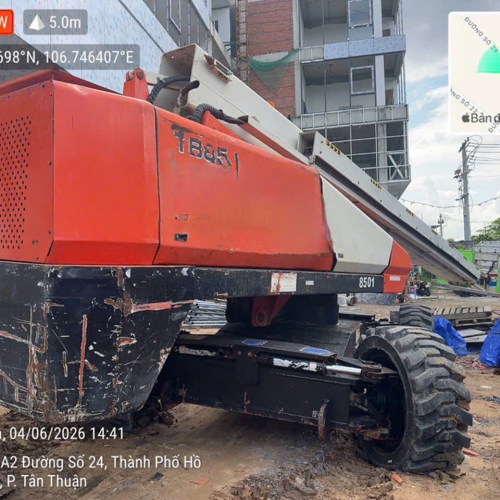 Xe nâng Sen Vàng cho thuê xe nâng tại công trình kho lạnh kết hợp văn phòng COOL BASE
