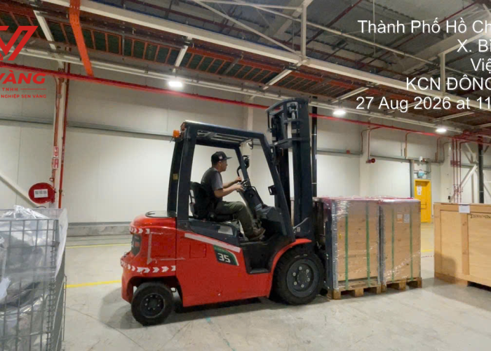 Cho thuê xe nâng đện pinlithium 3,5ton nhà mày ( First solar ) KCN Đông Nam Củ Chi