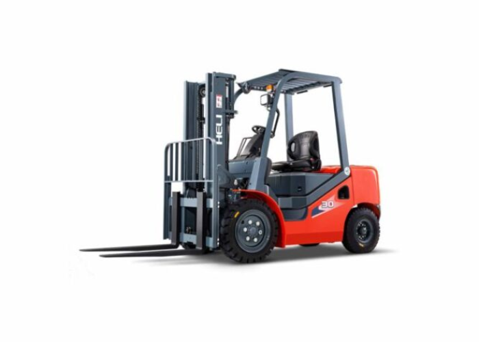 Xe nâng hàng chạy dầu 3 tấn