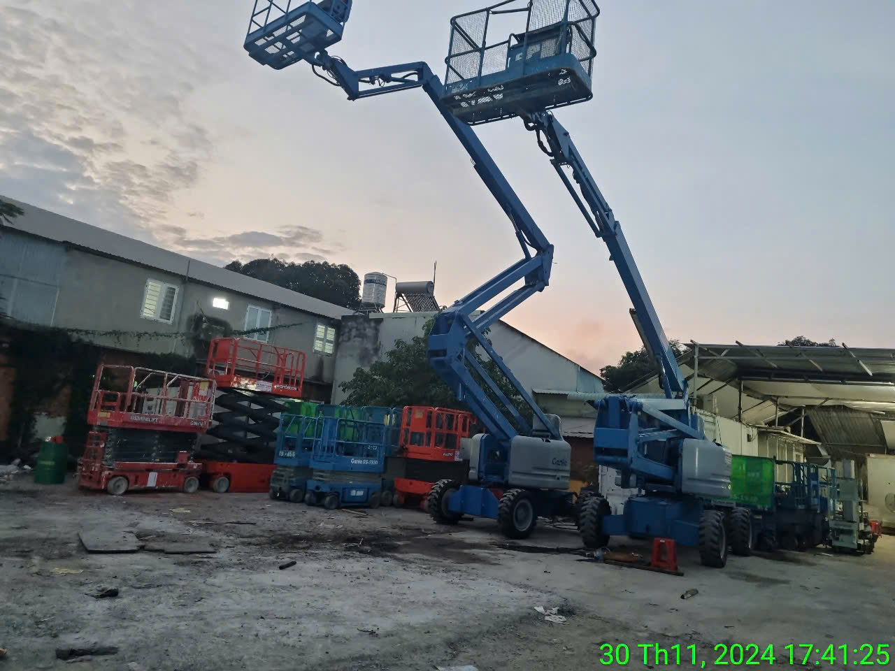 Bảng Giá Cho Thuê Xe Nâng Theo Giờ, Ngày 2025