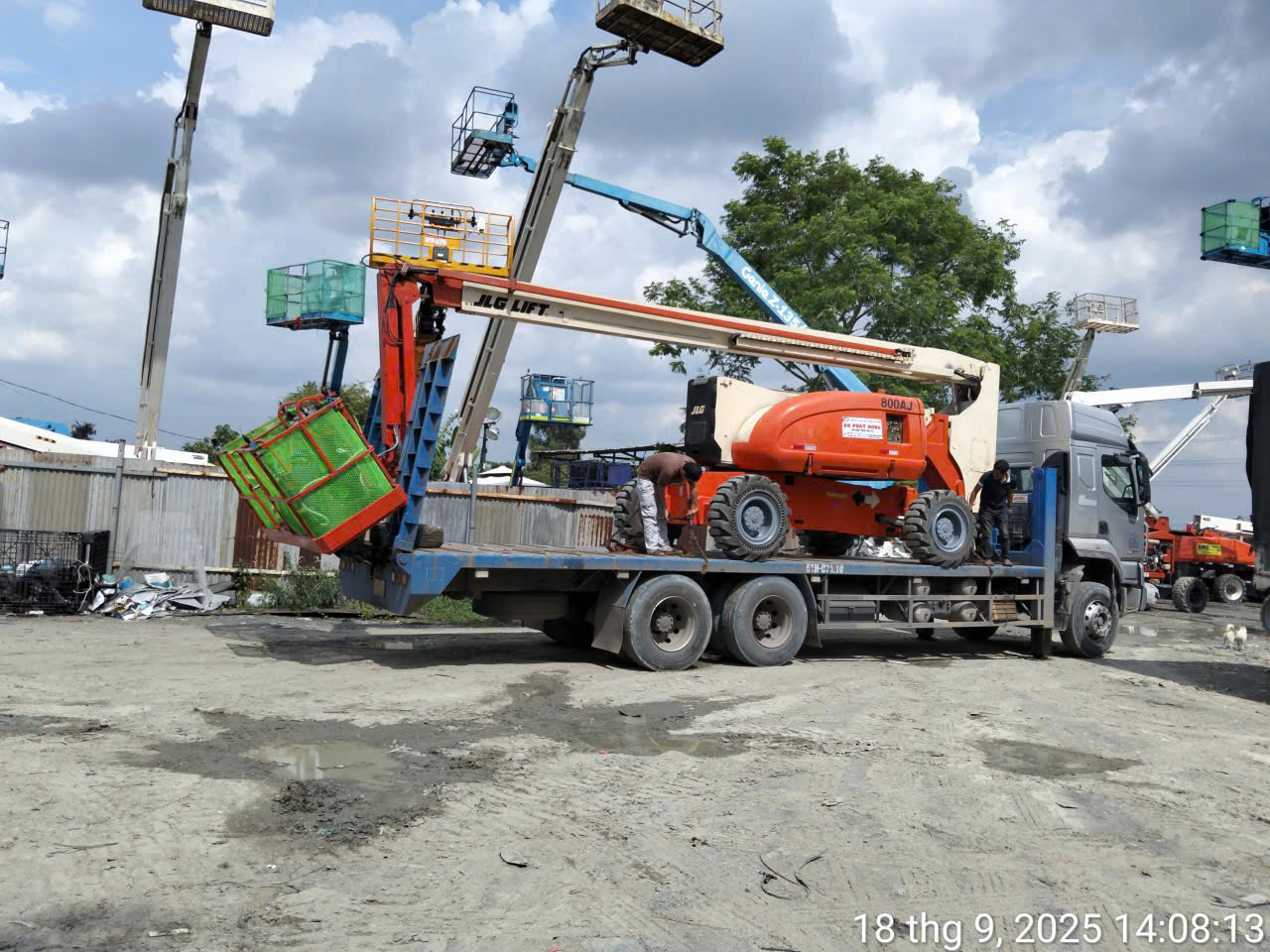 Cho Thuê Xe Nâng Miền Nam Uy Tín, Giá Rẻ