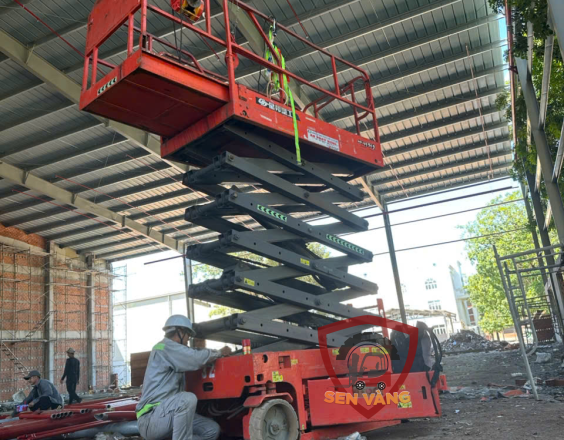 Cho Thuê Xe Nâng Cho Công Ty SAMBU FINE VIETNAM Tại Đồng Xoài  